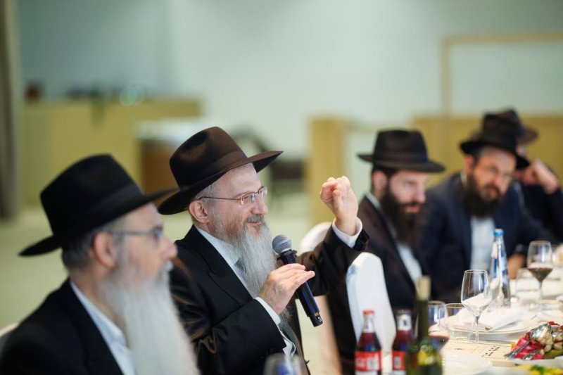 לוי נאזרוב