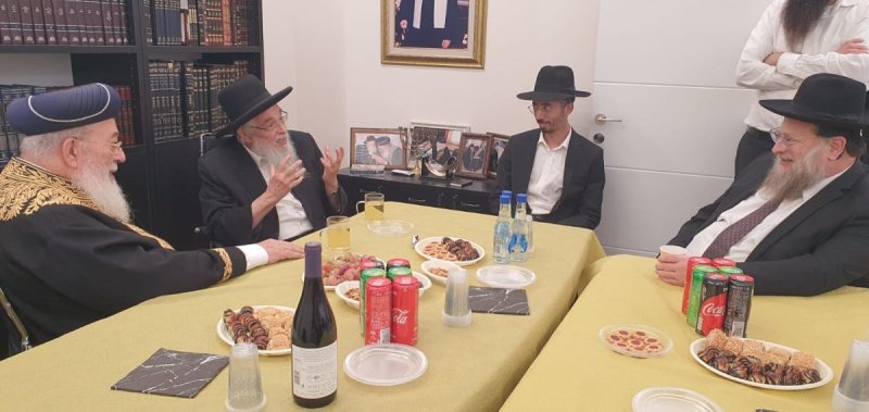 באדיבות המצלם