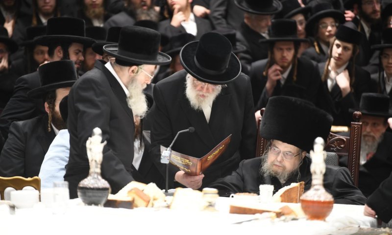 חידוש ה'סיומים' של 'אתכנשו' כבשה את עולם החסידות במעמדי ההילולא