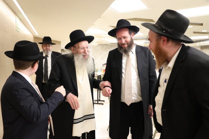 שמוליק קורלנסקי