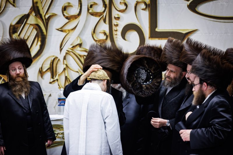 אברומי בלום והלל ל"ש