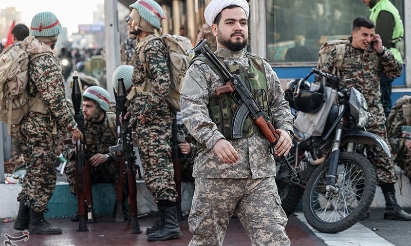 אלפי הרוגים לכוחות המשטר: שחיקה כבדה באיראן בעקבות התקיפות