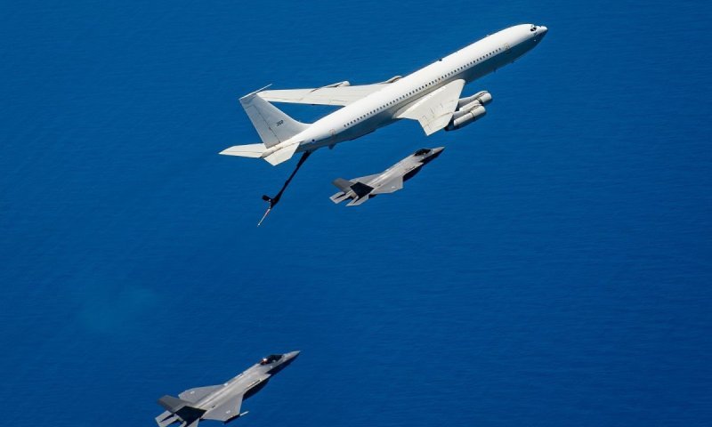 מטוס תדלוק אמריקאי התרסק בעיראק - חיפושים אחר הצוות