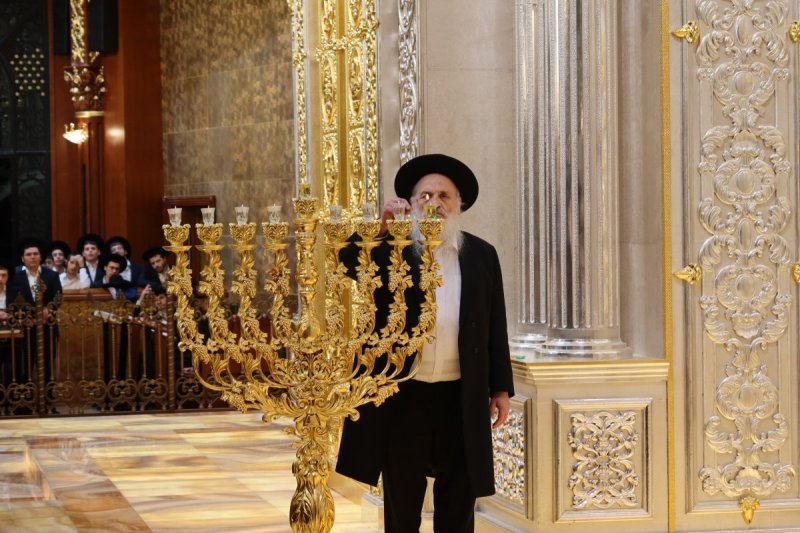 באדיבות המצלם