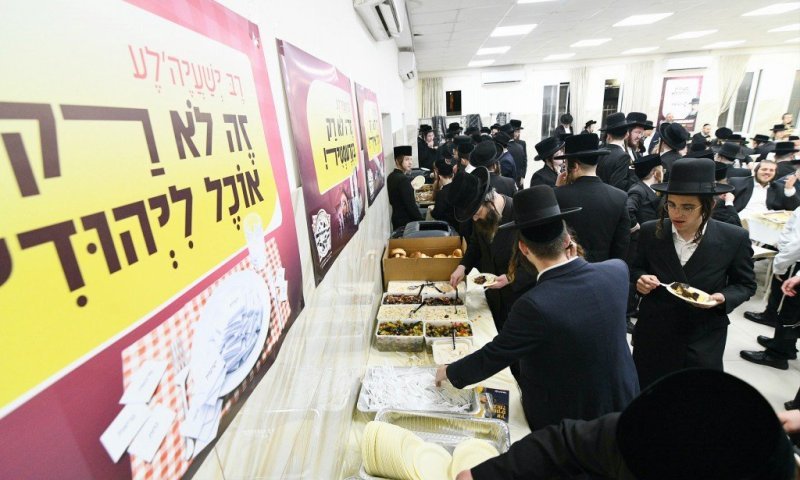 המוני תושבי ביתר ציינו את הילולת הצדיק ב"ר' ישעיה'לס קאך"