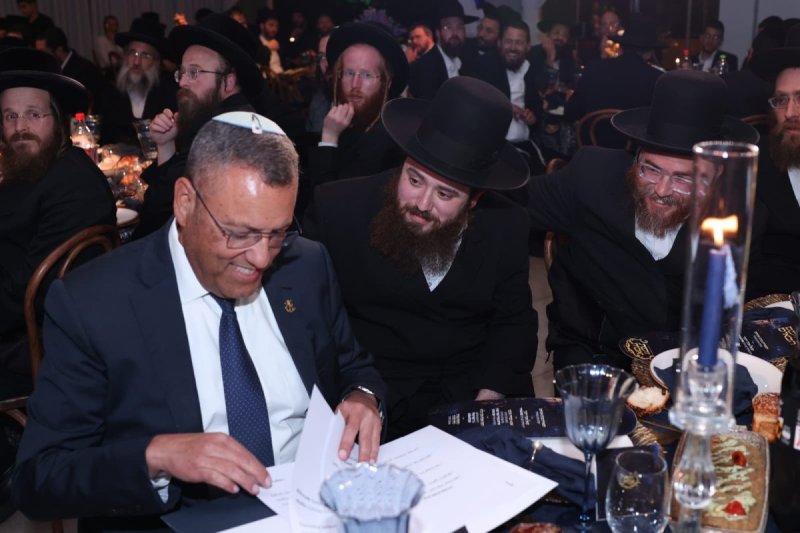יעקב נחומי