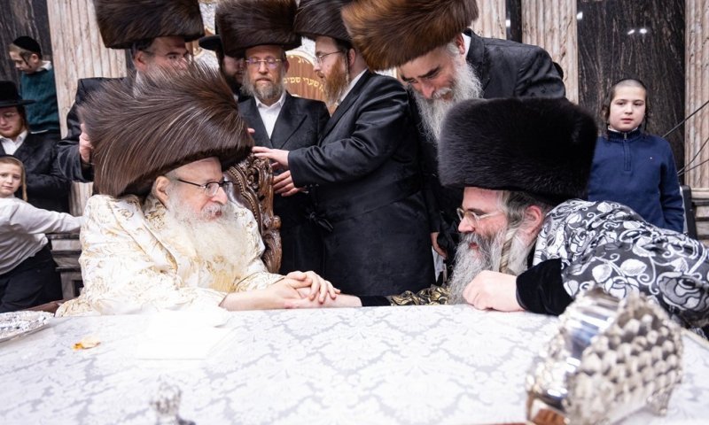 ר' אברהם מרדכי מלאך בטיש פורים בצאנז קלויזנבורג | תיעוד מסכם