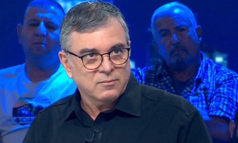 יועצי רה"מ דורשים לבטל את כתב האישום: "חדירה לא חוקית לניידים"