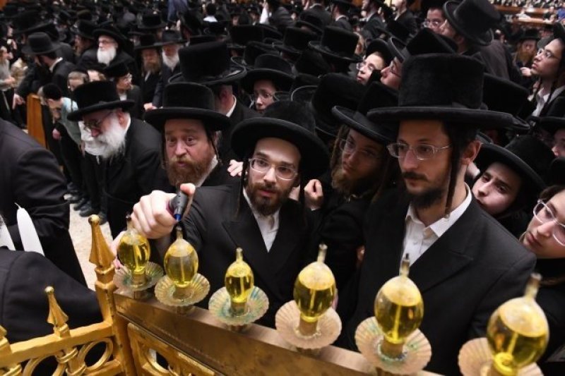 אנשיל בעק וא.מ.ש