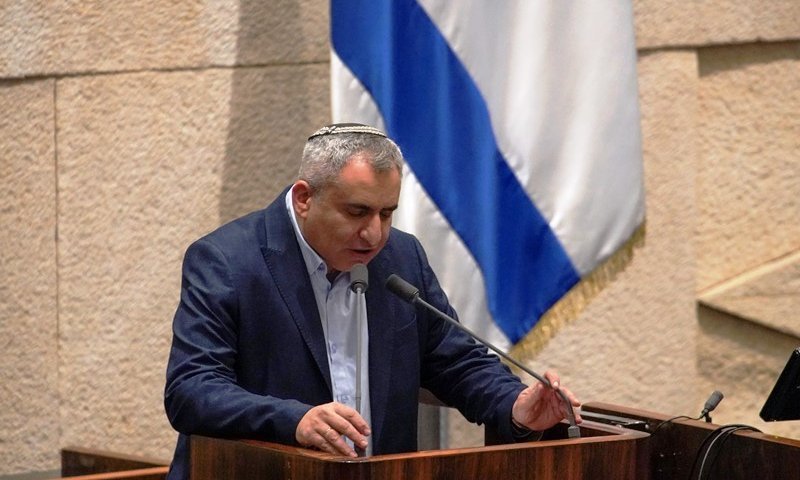 השר אלקין יחרים את ההצבעה על ועדת חקירה; פיצול בסיעה החסידית