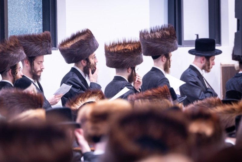 אברומי בלום, אחים לאנטשעווסקי, אייזיק י.