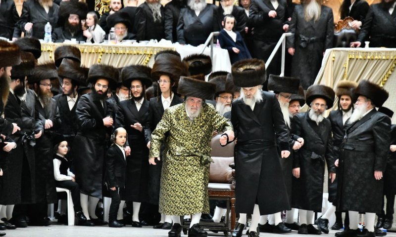 במעמד האדמו"ר: ויז'ניץ חגגה בשמחת נישואי נכדת ראש הישיבה