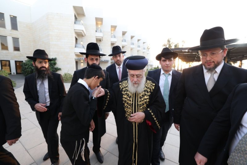 באדיבות המצלם