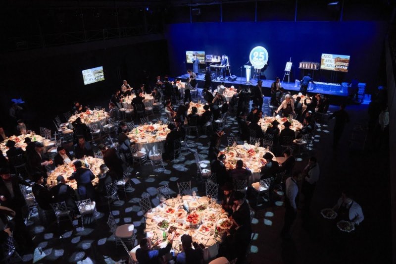 דמיטרי לובאייב