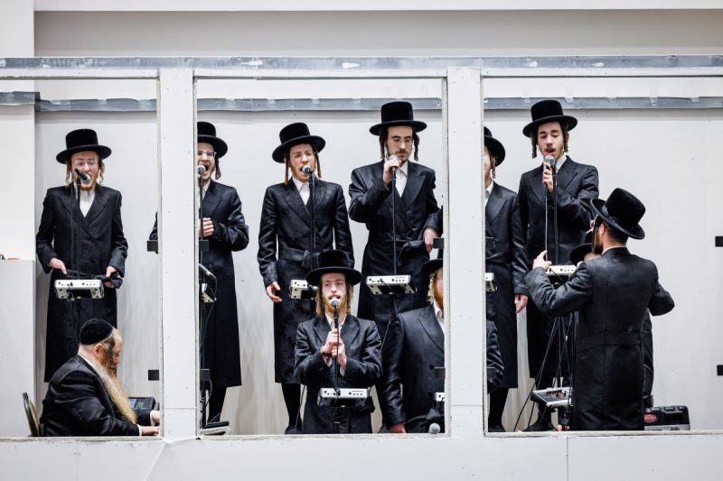 אברומי בלום והלל ל"ש