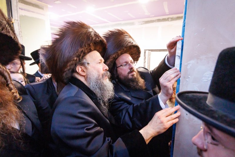 האחים לאנטשעווסקי ואושי וויינגארטן