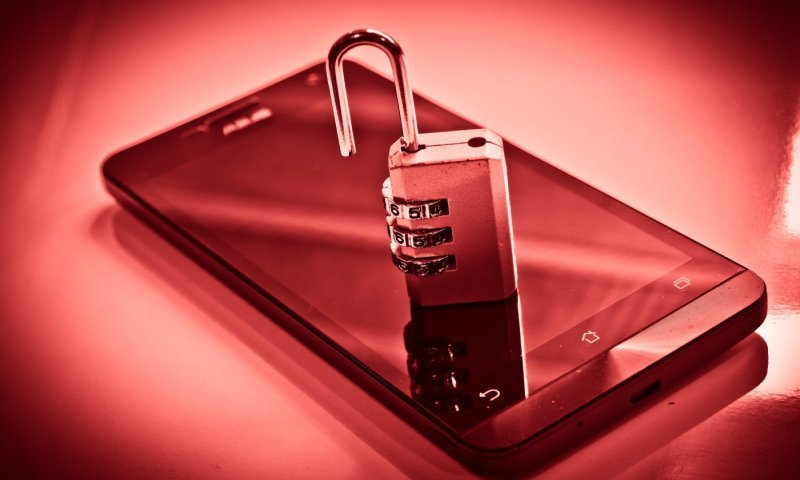 האקרים סינים פרצו לטלפונים של בכירי השלטון במשך שנים