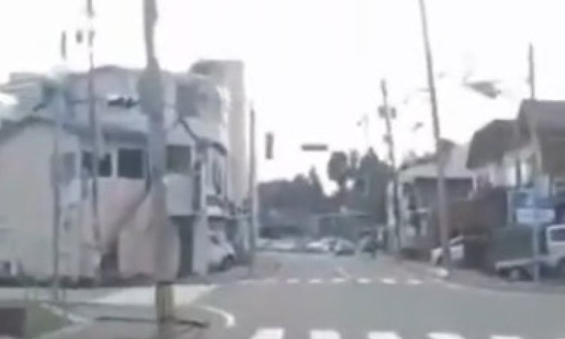 תיעוד דרמטי: רעידת אדמה בעוצמה 7.4 מול חופי יפן