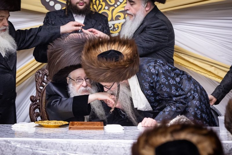 האחים לאנטשעווסקי