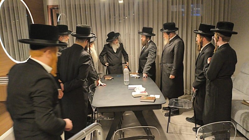 באדיבות המצלם