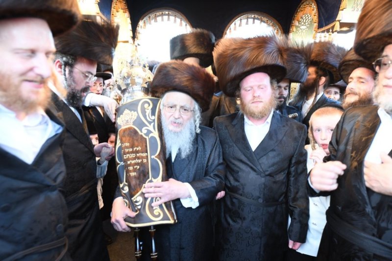 אנשיל בעק