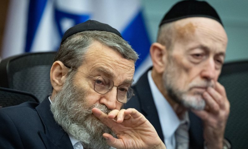 פרוש נועד עם נתניהו, גפני טרם הכריע: המאמצים להעביר את התקציב