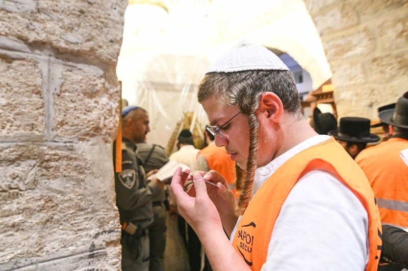 ארי קופרשטוק
