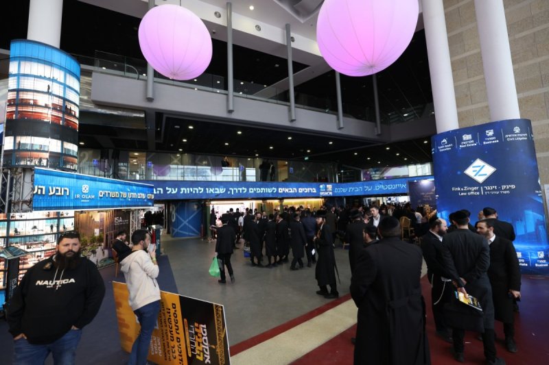 יעקב נחומי, אריאל אוחנה, אברהם כהן