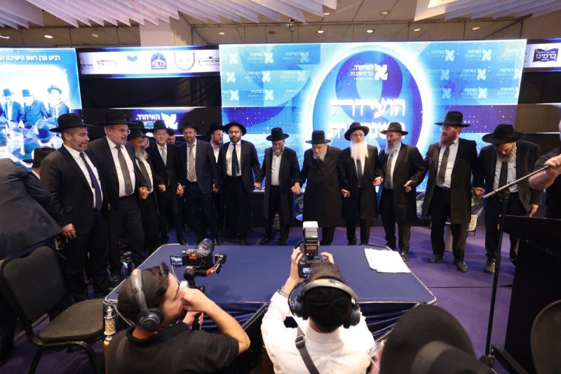 קובי הר צבי ומאיר זלזניק