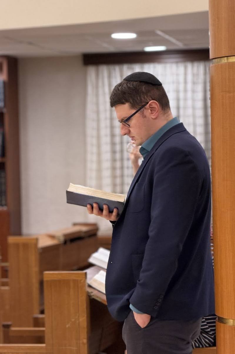 לוי נזארוב