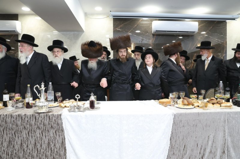 באדיבות המצלם