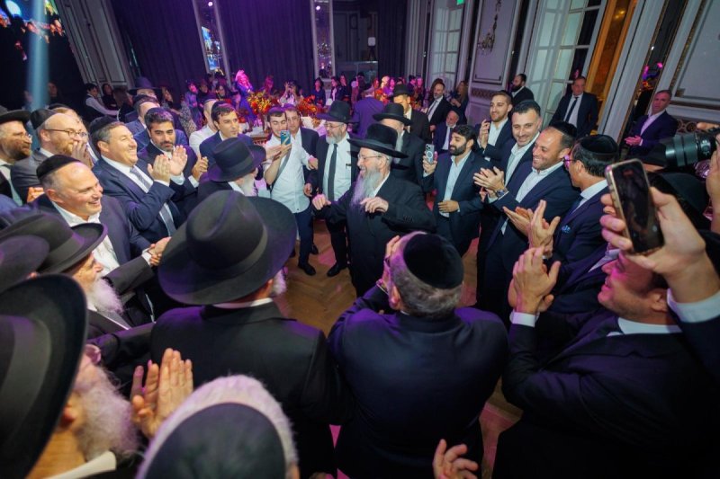 דניאל נפוסי ומאיר זלזניק
