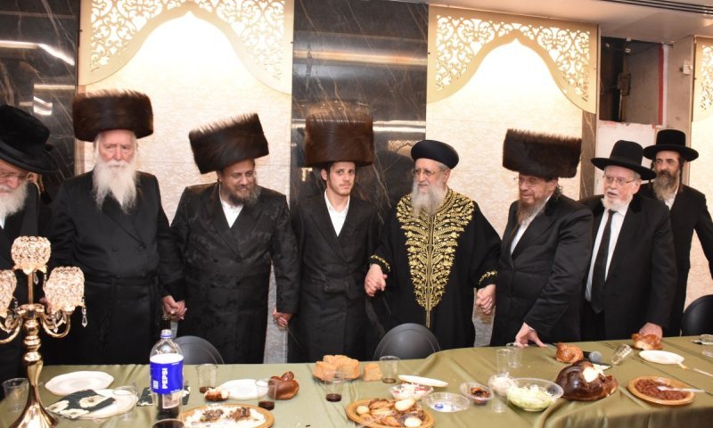 שבע ברכות המרכזי לנכד המשותף של הגר"מ נחשוני והגרי"ד גרוסמן