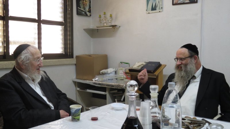 באדיבות המצלם