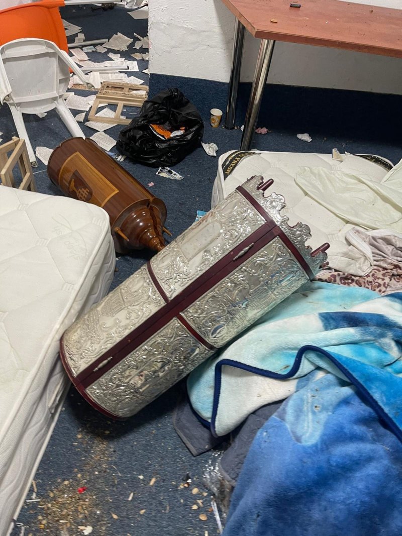 באדיבות המצלם