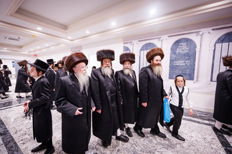 האחים לאנטשעווסקי ואושי וויינגארטן