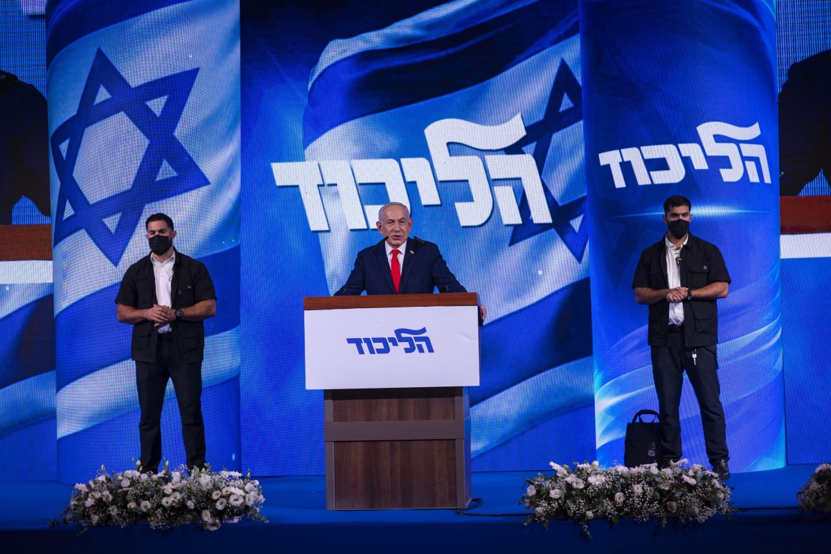 צלמי פלאש 90