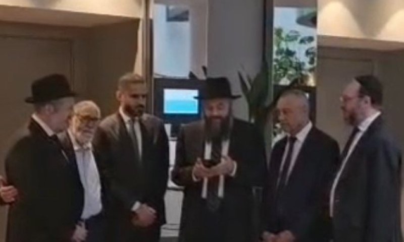 בריסל: הרב מקזבלנקה נשא תפילה לשלומו של מלך מרוקו