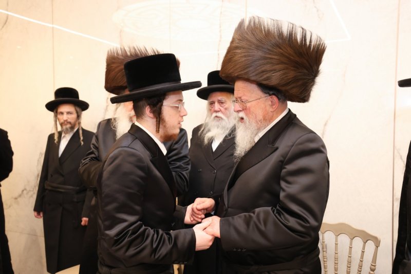 באדיבות המצלם