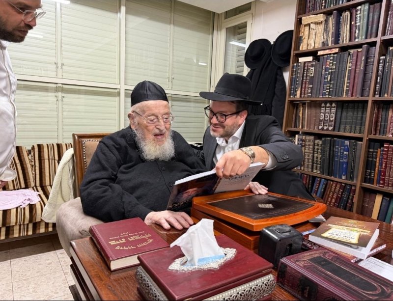 באדיבות המצלם