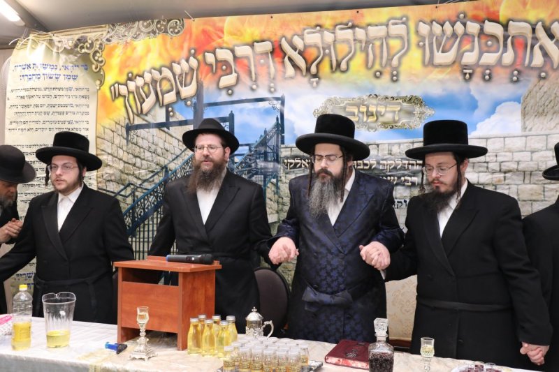 באדיבות המצלם