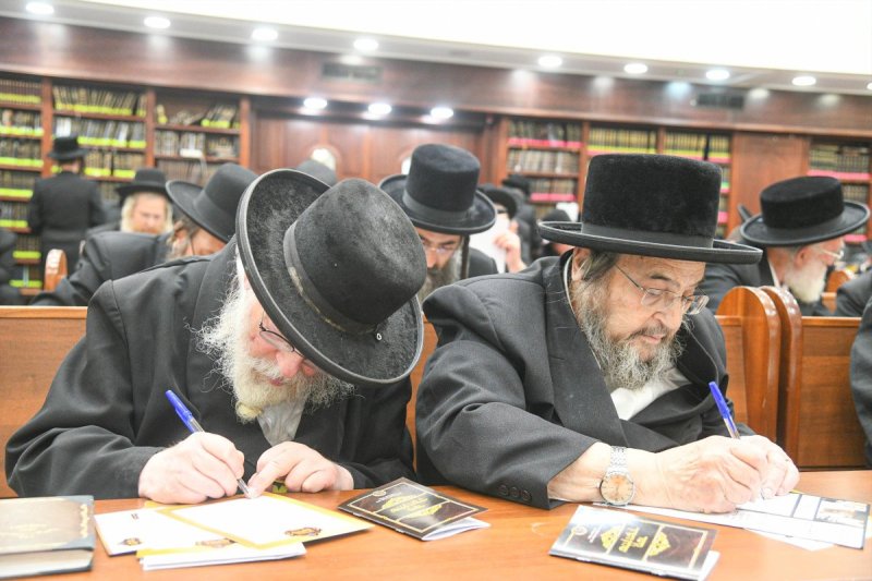 ארי קופרשטוק
