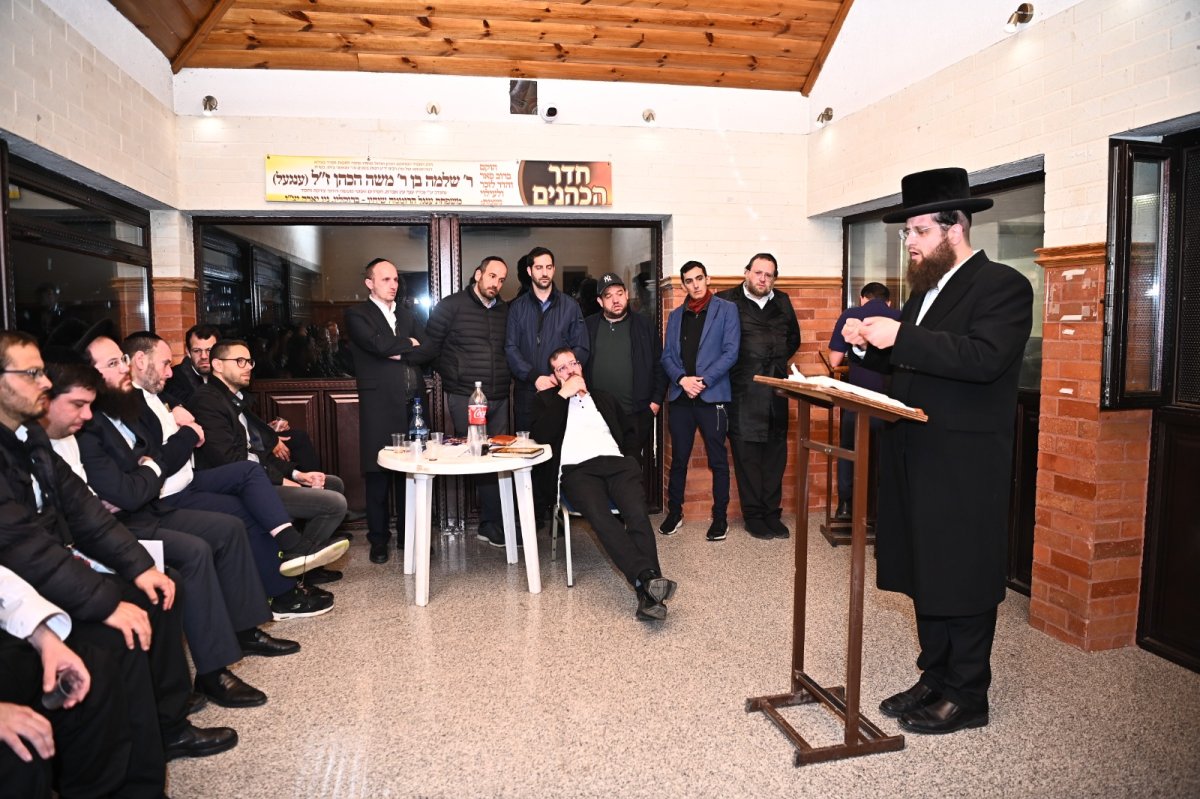 באדיבות המצלם