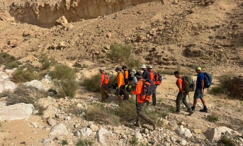 יחידות החילוץ הוזעקו: חיפושים אחר שלושה בחורי ישיבה שנעדרים בערבה