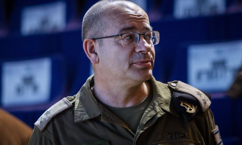 המזכיר הצבאי וראש המוסד המיועד רומן גופמן מסר עדות במשטרה