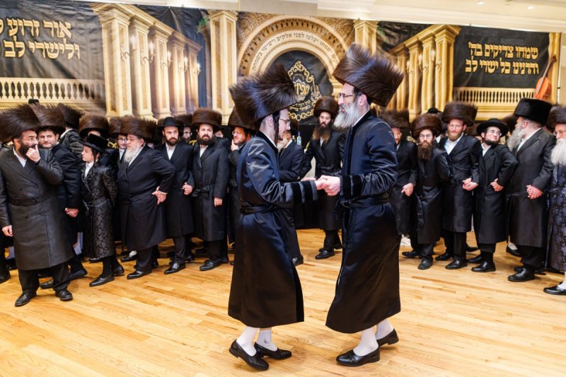 האחים לאנטשעווסקי 