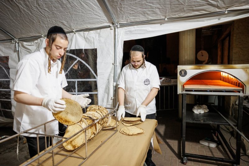 דניאל נפוסי