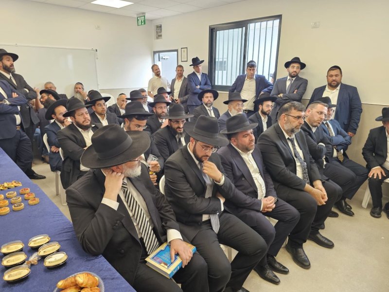 באדיבות המצלם