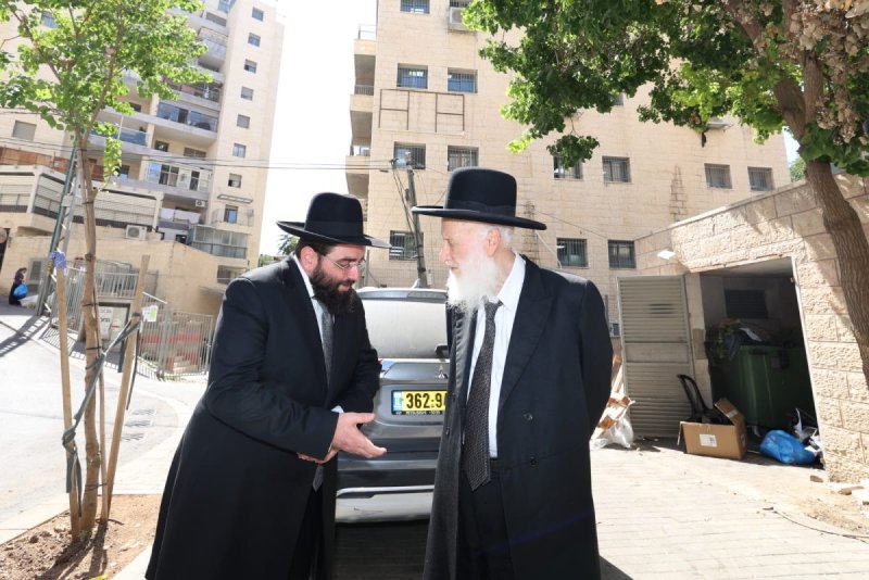 באדיבות המצלם