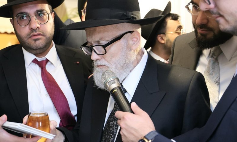 ראש הכולל בירך בחתונת נכדו, התמוטט ונפטר